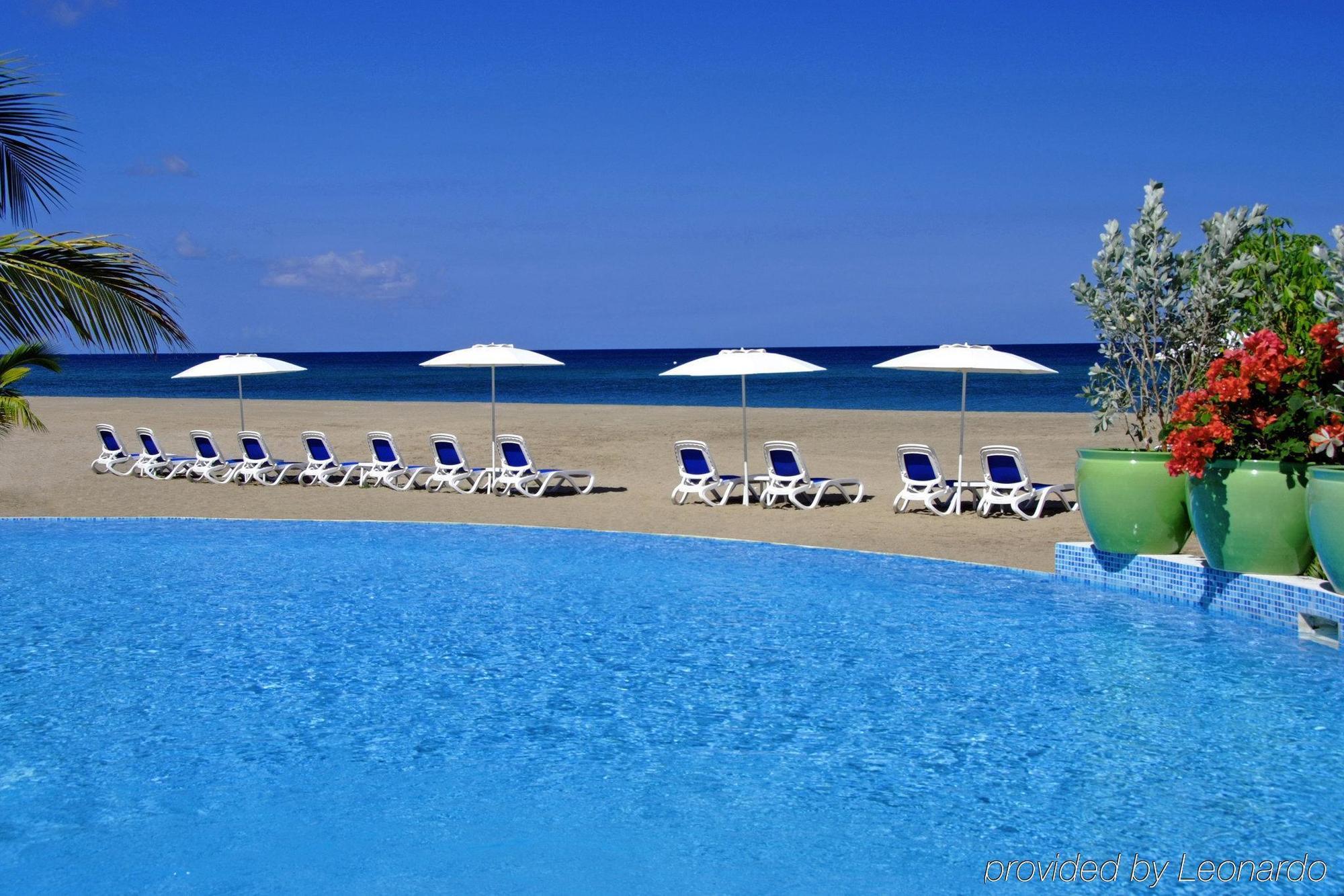 Nelson Spring Beach Resort Saint Thomas Lowland Екстер'єр фото