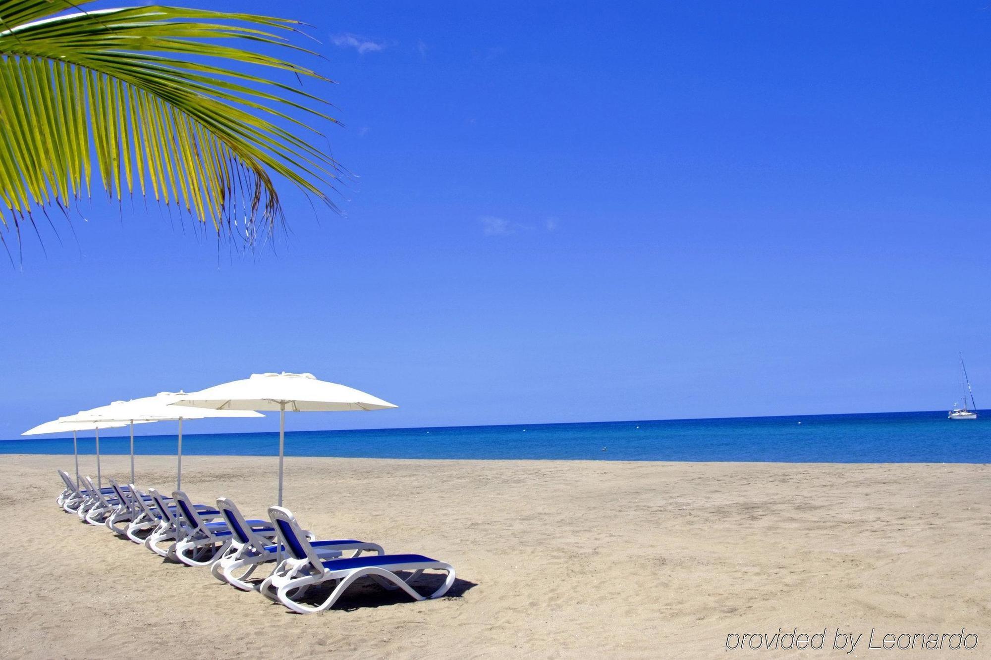 Nelson Spring Beach Resort Saint Thomas Lowland Екстер'єр фото